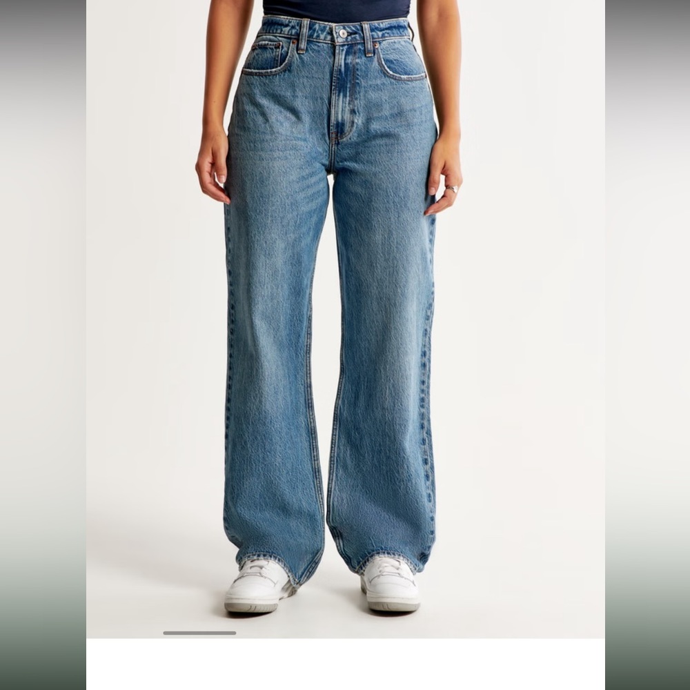 Abercrombie & Fitch curve love high rise loose jean medium wash size 32 /14 long
